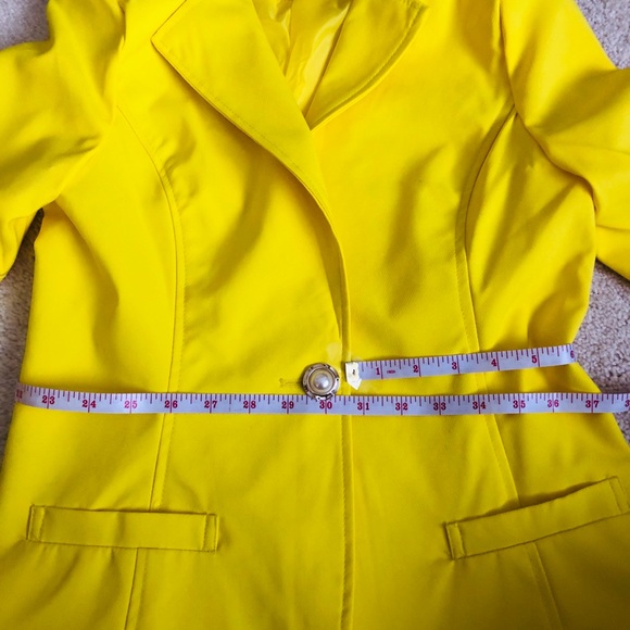Women’s Yellow Blazer Jacket - Picture 5 of 8